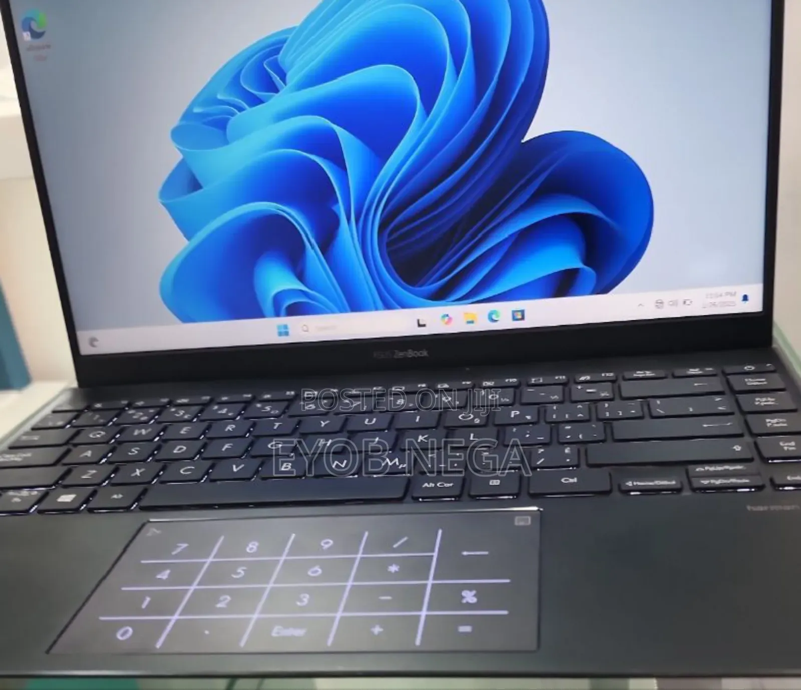 New Laptop Asus ZenBook 13 UX331UN 8GB Intel Core I5 SSD 512GB