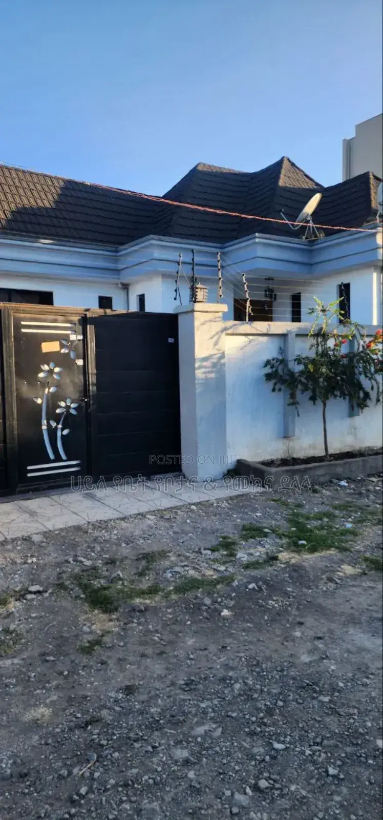 Furnished 6bdrm Villa in Legetafo Area, Oromia-Finfinne for sale