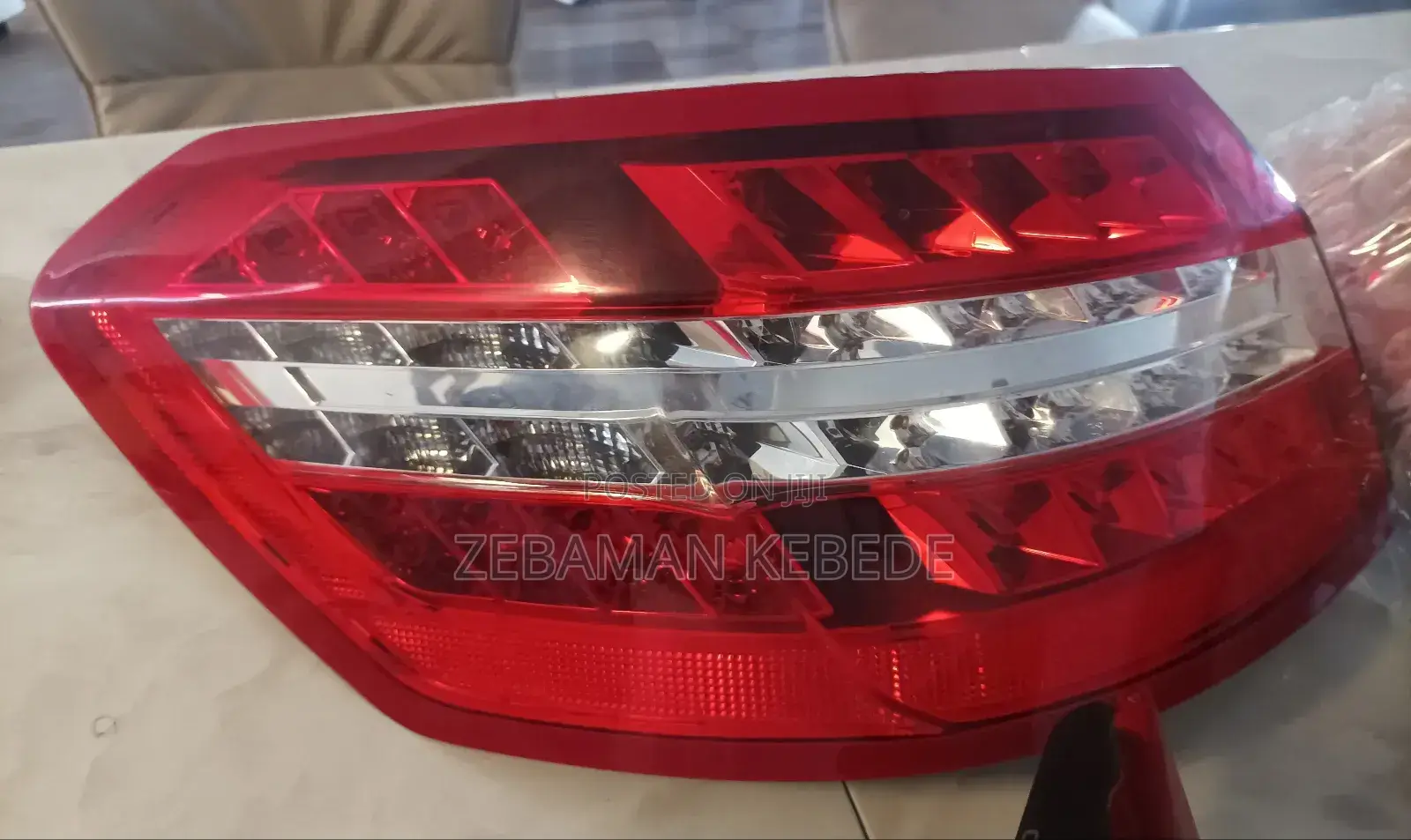Oem Rear Light Back Light for Mercedes Benz E300