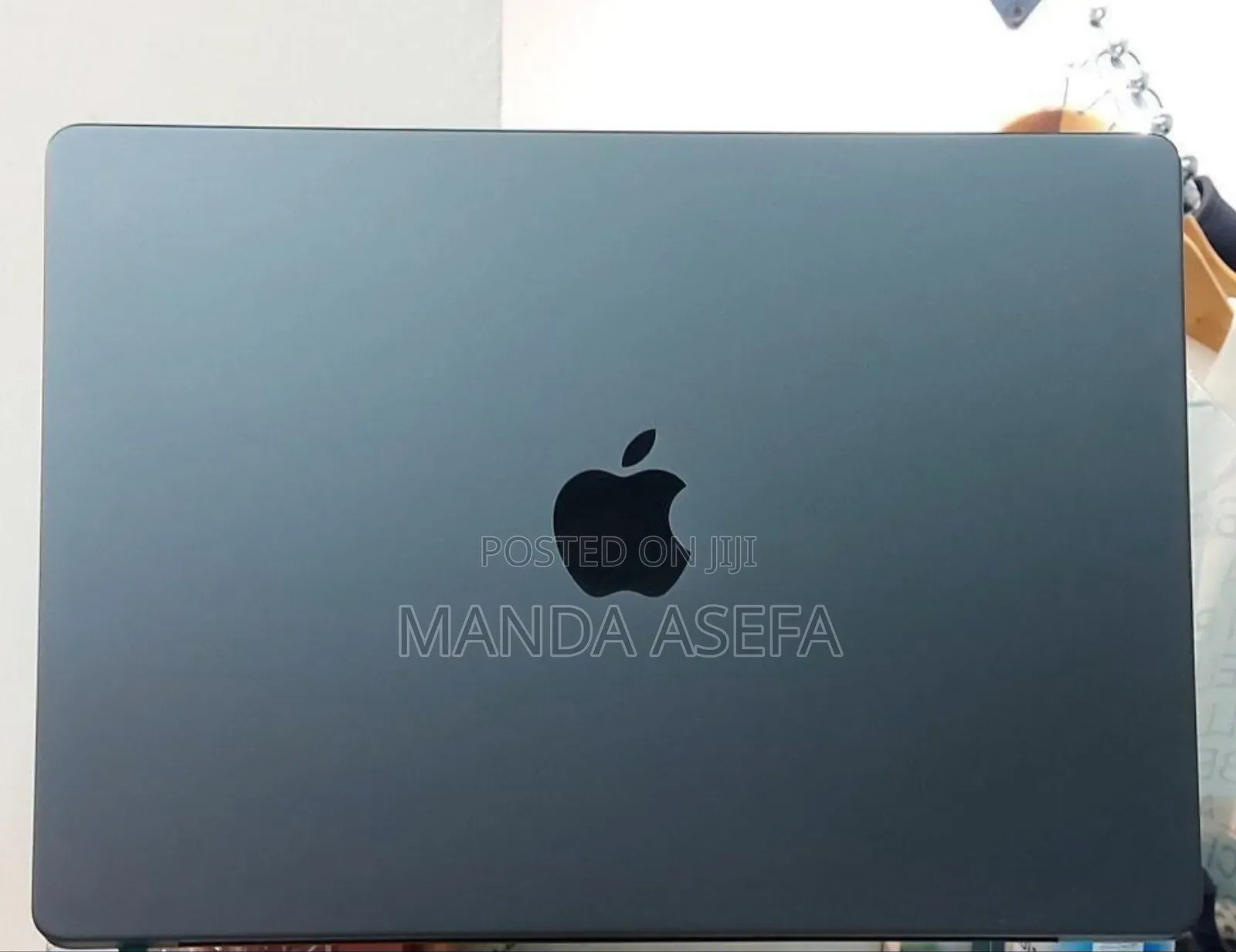New Laptop Apple MacBook Pro 18GB Apple M3 SSD 512GB