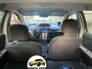 Toyota Yaris 2006 Silver