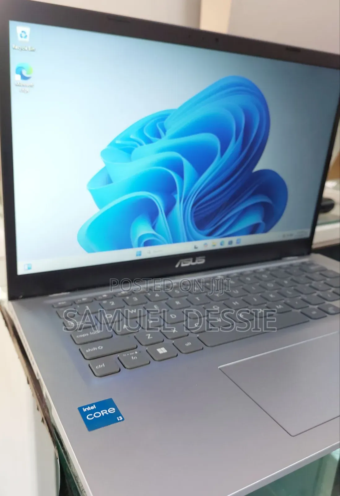 New Laptop Asus VivoBook 15 X505BA 8GB Intel Core I3 SSD 256GB