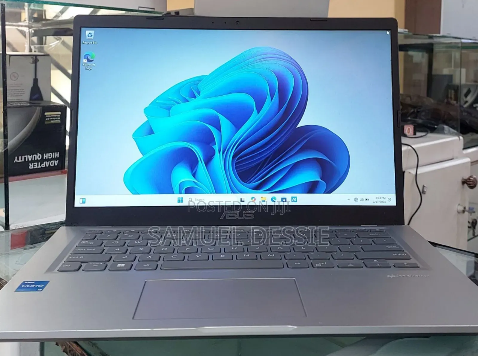 New Laptop Asus VivoBook 15 X505BA 8GB Intel Core I3 SSD 256GB