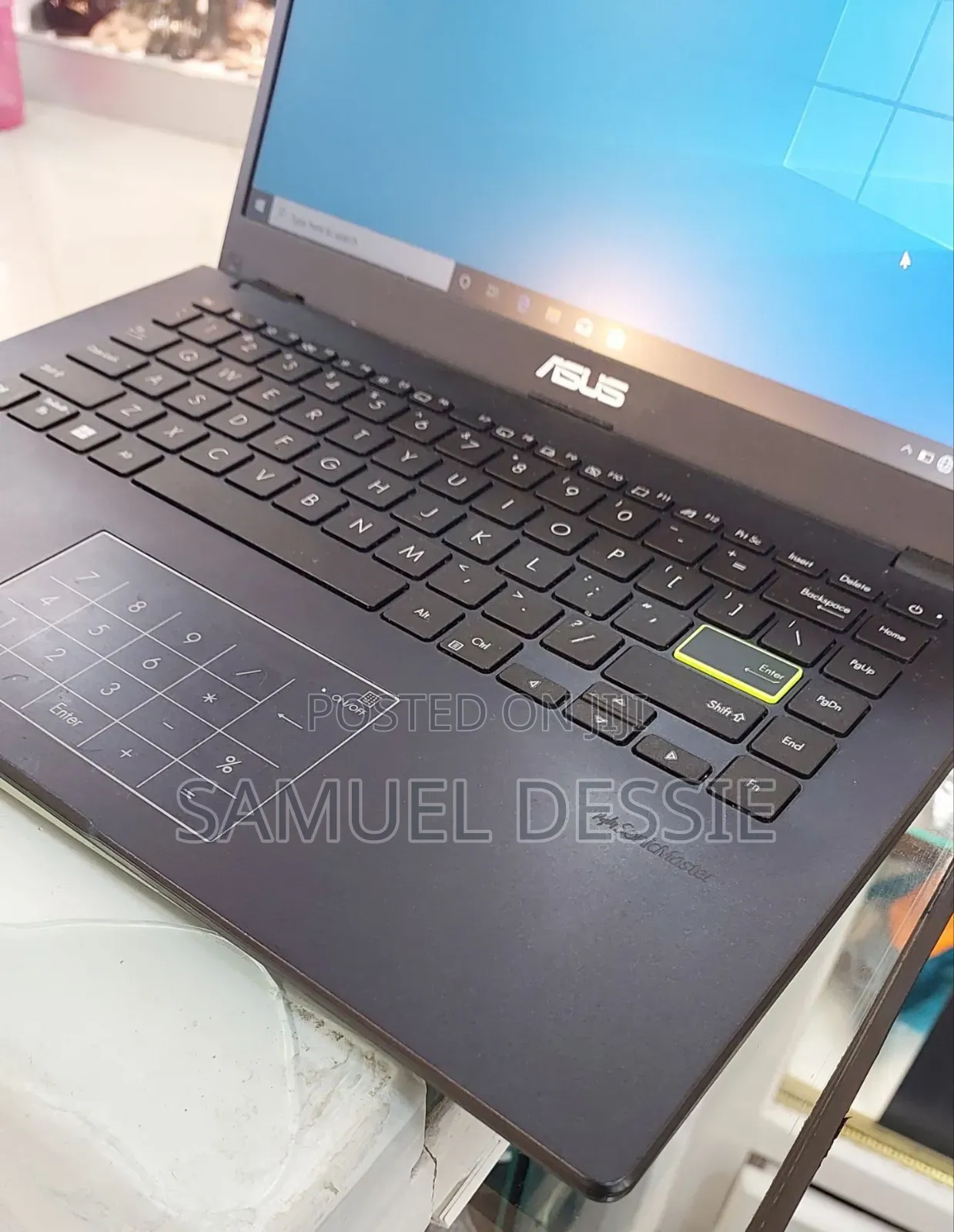 New Laptop Asus VivoBook 15 X505BA 4GB Intel Celeron SSD 128GB