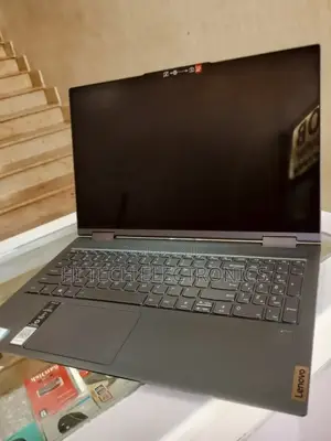 New Laptop Lenovo ThinkPad Yoga 8GB Intel Core I5 SSD 512GB