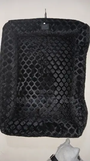 Ruber Material Made Comfortable Dog Bed