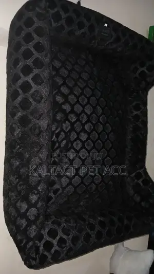 Ruber Material Made Comfortable Dog Bed