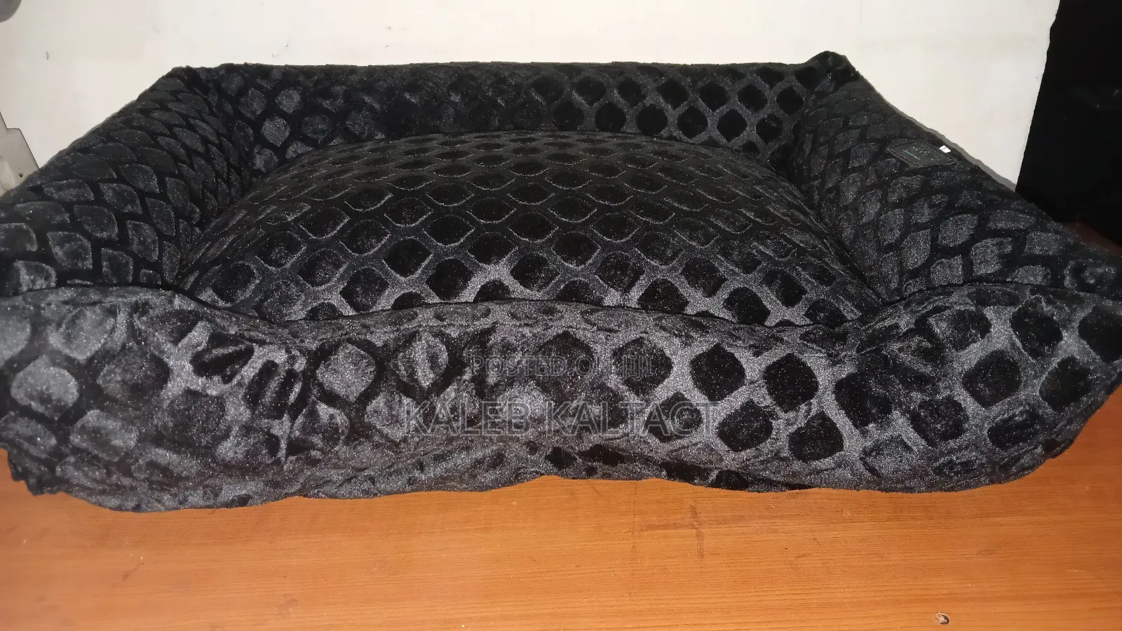 Ruber Material Made Comfortable Dog Bed