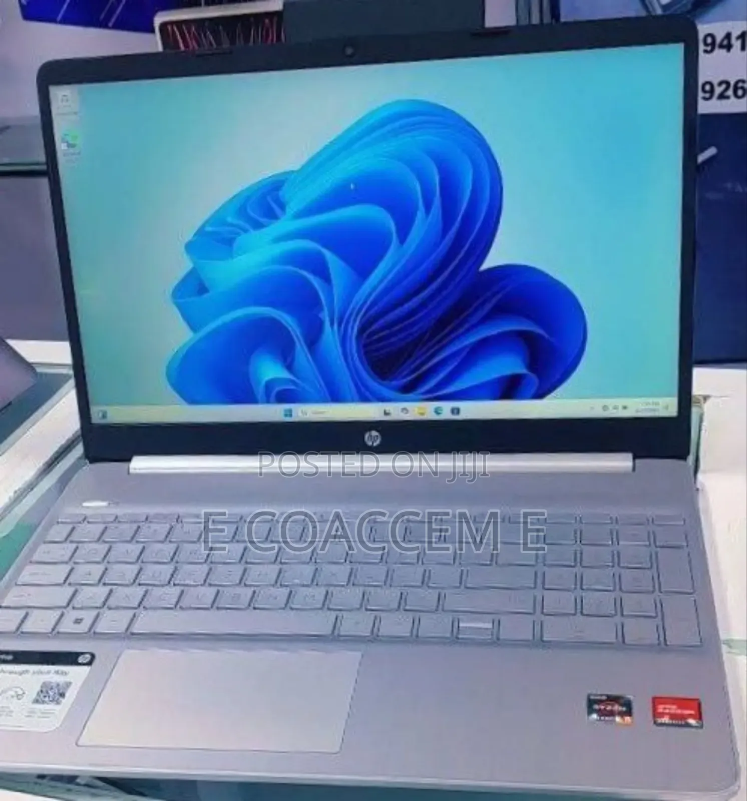 New Laptop HP 12GB AMD Ryzen 5 SSD 256GB