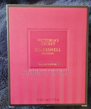 Photo - Victoria's Secret Bombshell