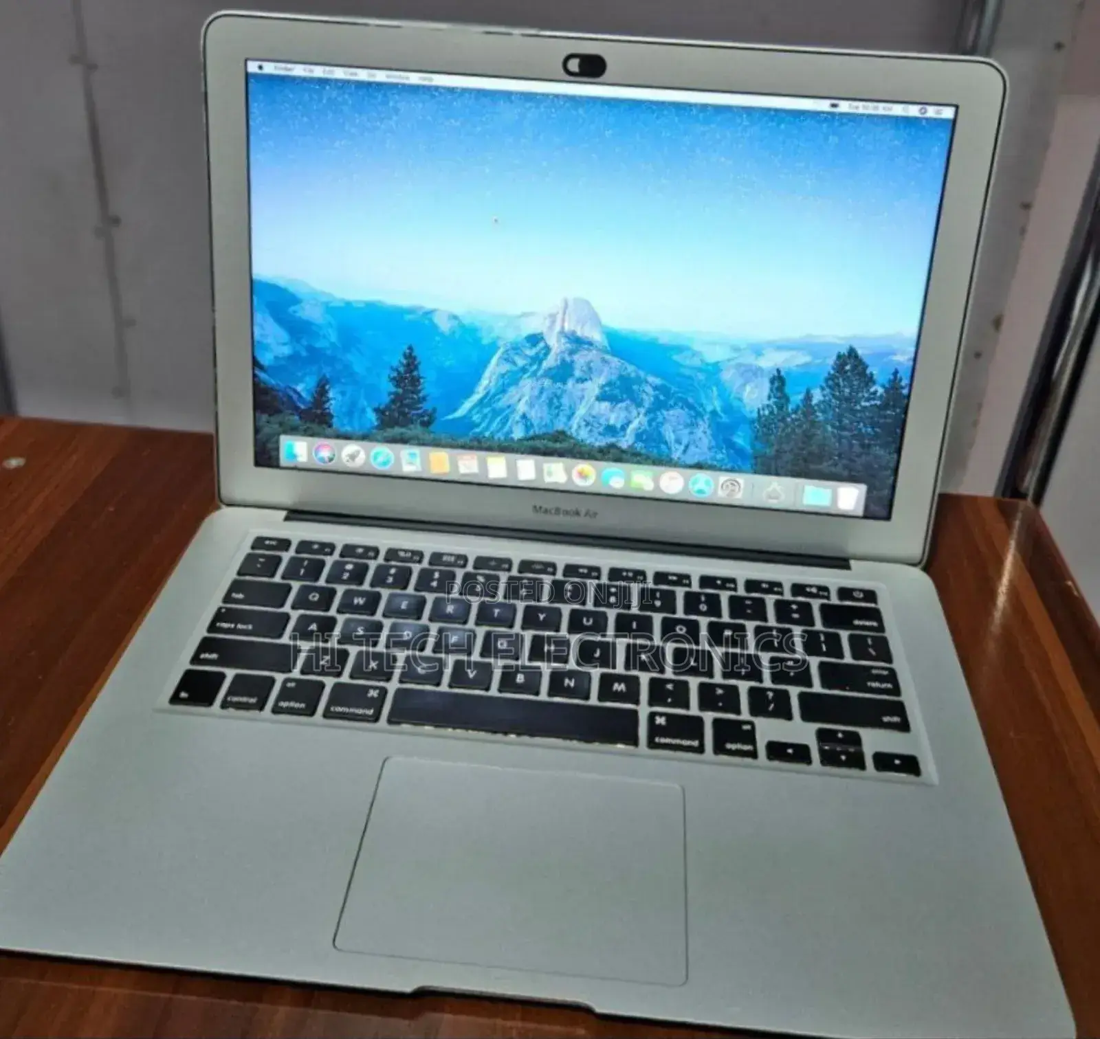 New Laptop Apple MacBook Air 2017 8GB Intel Core I5 SSD 128GB