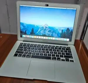 Photo - New Laptop Apple MacBook Air 2017 8GB Intel Core I5 SSD 128GB