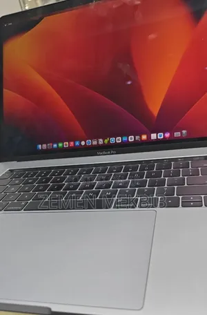 New Laptop Apple MacBook Pro 2019 16GB Intel Core I7 SSD 512GB