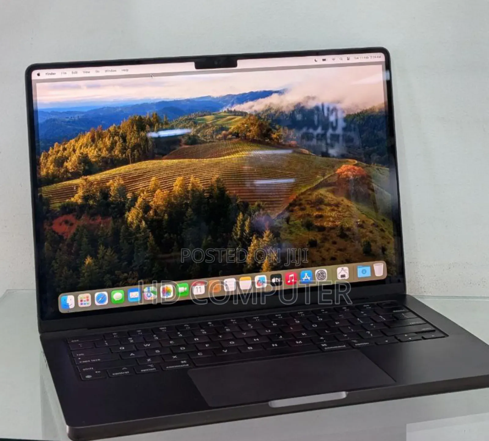 New Apple MacBook Pro 2023 M3 Pro 14-Inch 18GB Intel Core M3 SSD 512GB