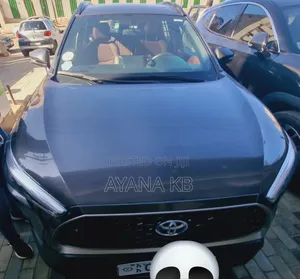 Toyota Corolla Cross Hybrid 2023 Gray