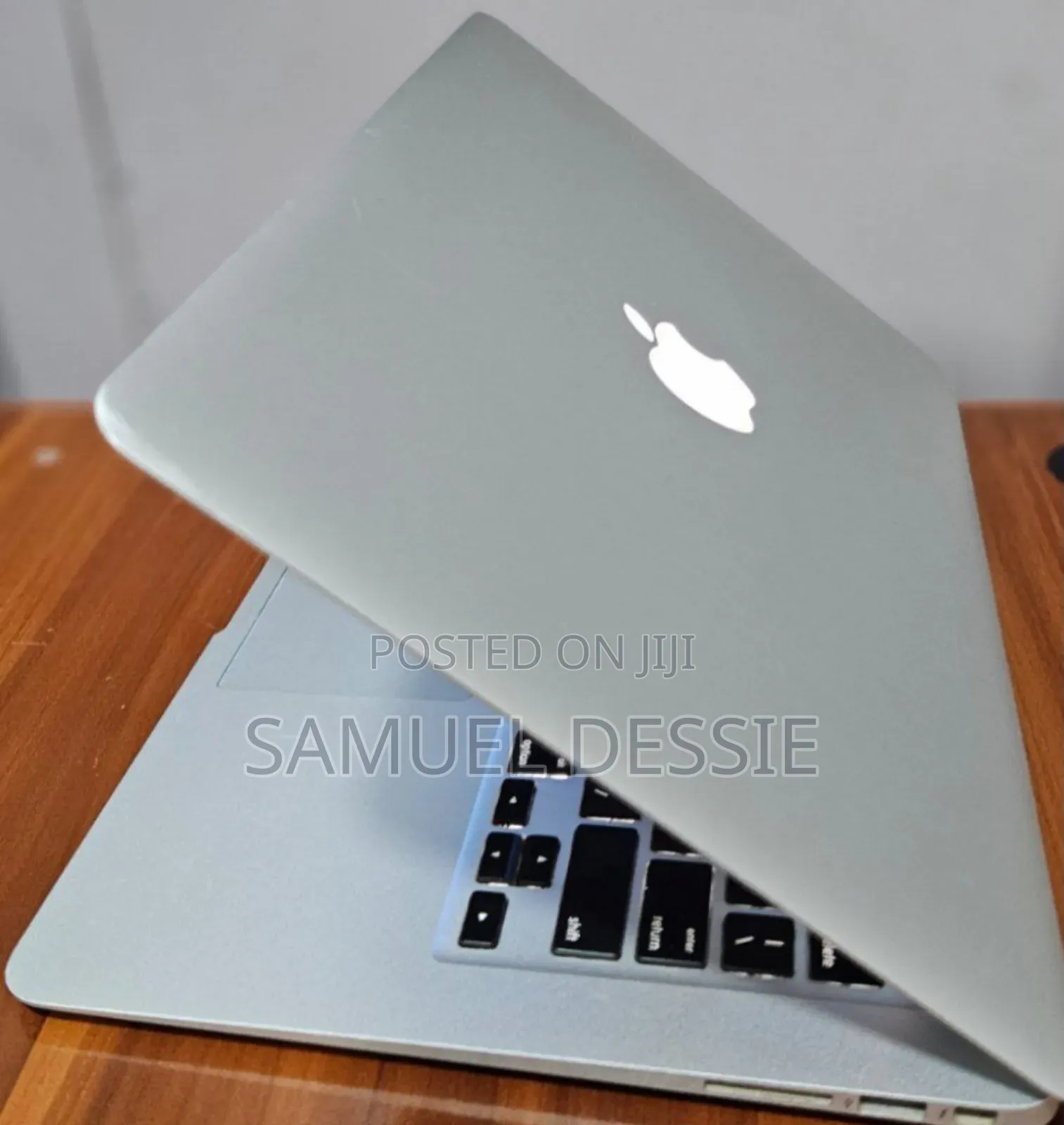 New Laptop Apple MacBook Air 2017 8GB Intel Core I5 SSD 128GB