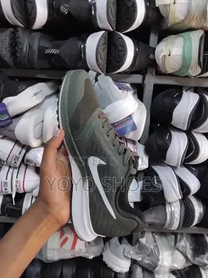 Nike Air Zoom Running