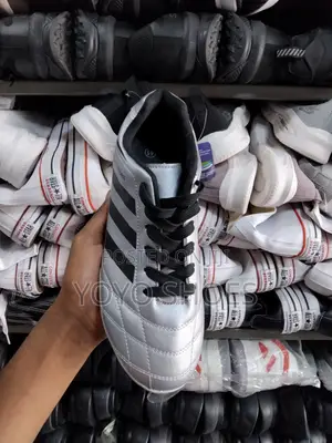 New Foot Bal Shoes