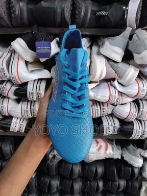 New Foot Ball Shoes