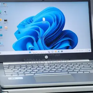 New Laptop HP Stream Notebook 8GB Intel Core I5 SSD 512GB