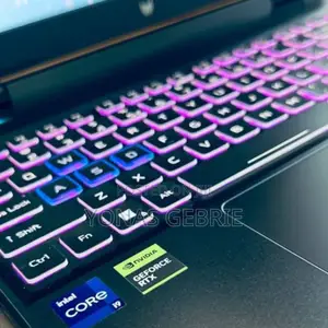 New Laptop Acer Predator Helios 18 PH18-71 16GB Intel Core I9 SSD 1T