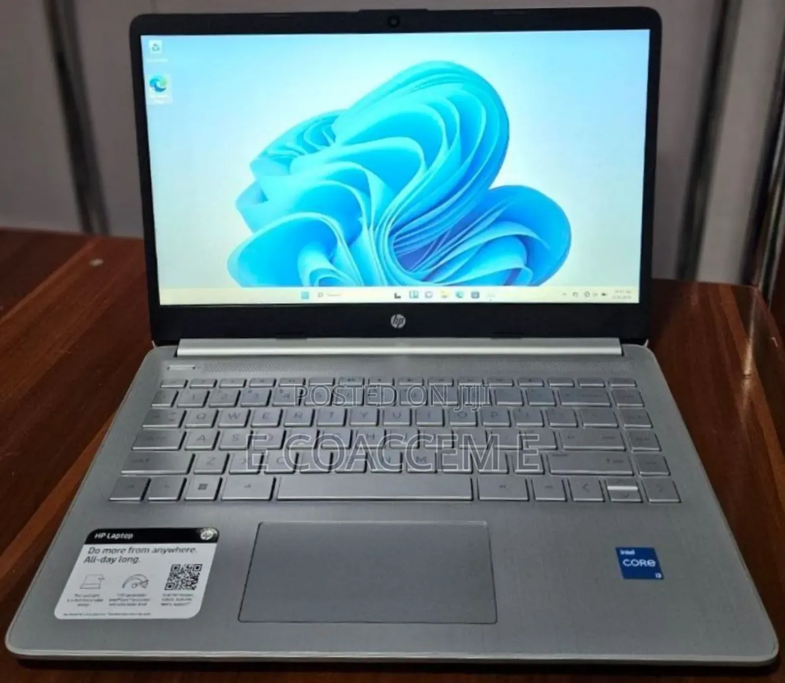 New Laptop HP 8GB Intel Core I3 SSD 256GB