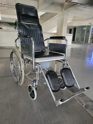 Commode Wheelchair With Flip-Up Armrest፭煥wheelchair0፶ዊልቼር