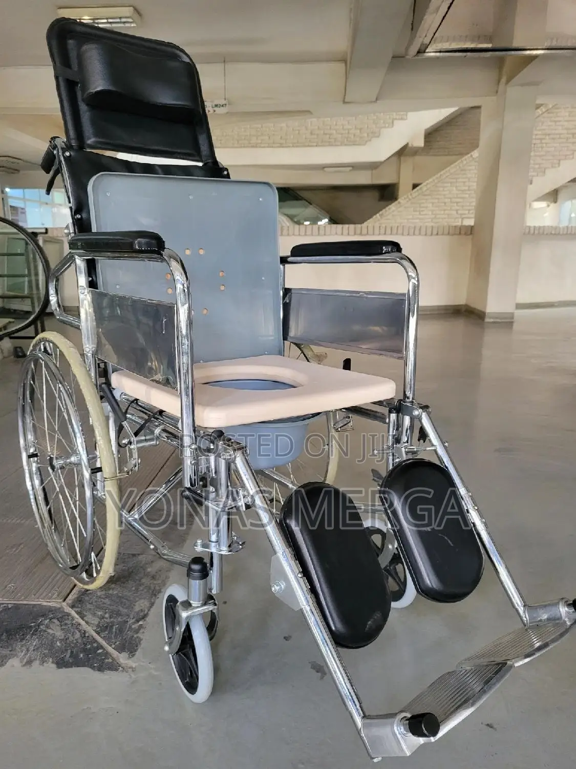 Toilet Wheelchair፻旁wheelchair፸乙comfort: Padded Seat,Backrest