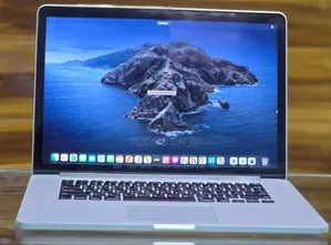 Photo - Laptop Apple MacBook 16GB Intel Core I7 SSD 512GB