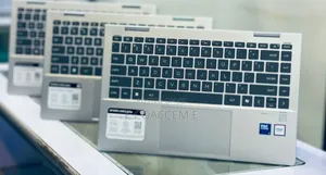 New Laptop HP 8GB Intel Core Ultra 5 SSD 512GB