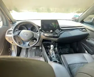 Toyota C-HR 2020 Black