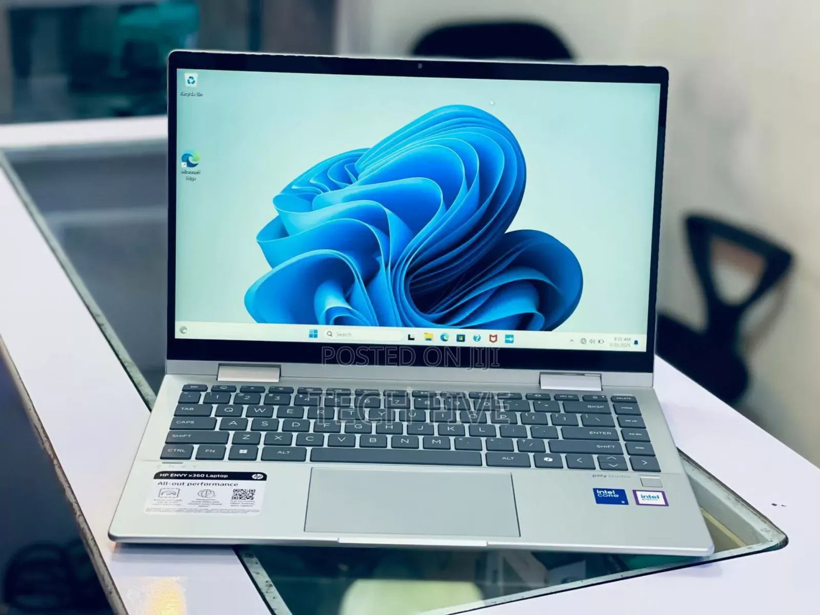 New Laptop HP Envy X360 8GB Intel Core Ultra 5 SSD 512GB