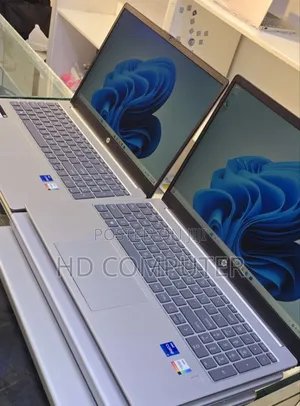 New Laptop HP Stream Notebook 16GB Intel Core I7 SSD 1T