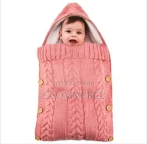 ከላይ ሹራብ ውስጡ ፈር ማቀፍያ