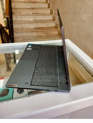 New Laptop Lenovo ThinkPad Yoga 370 8GB Intel Core I5 SSD 256GB