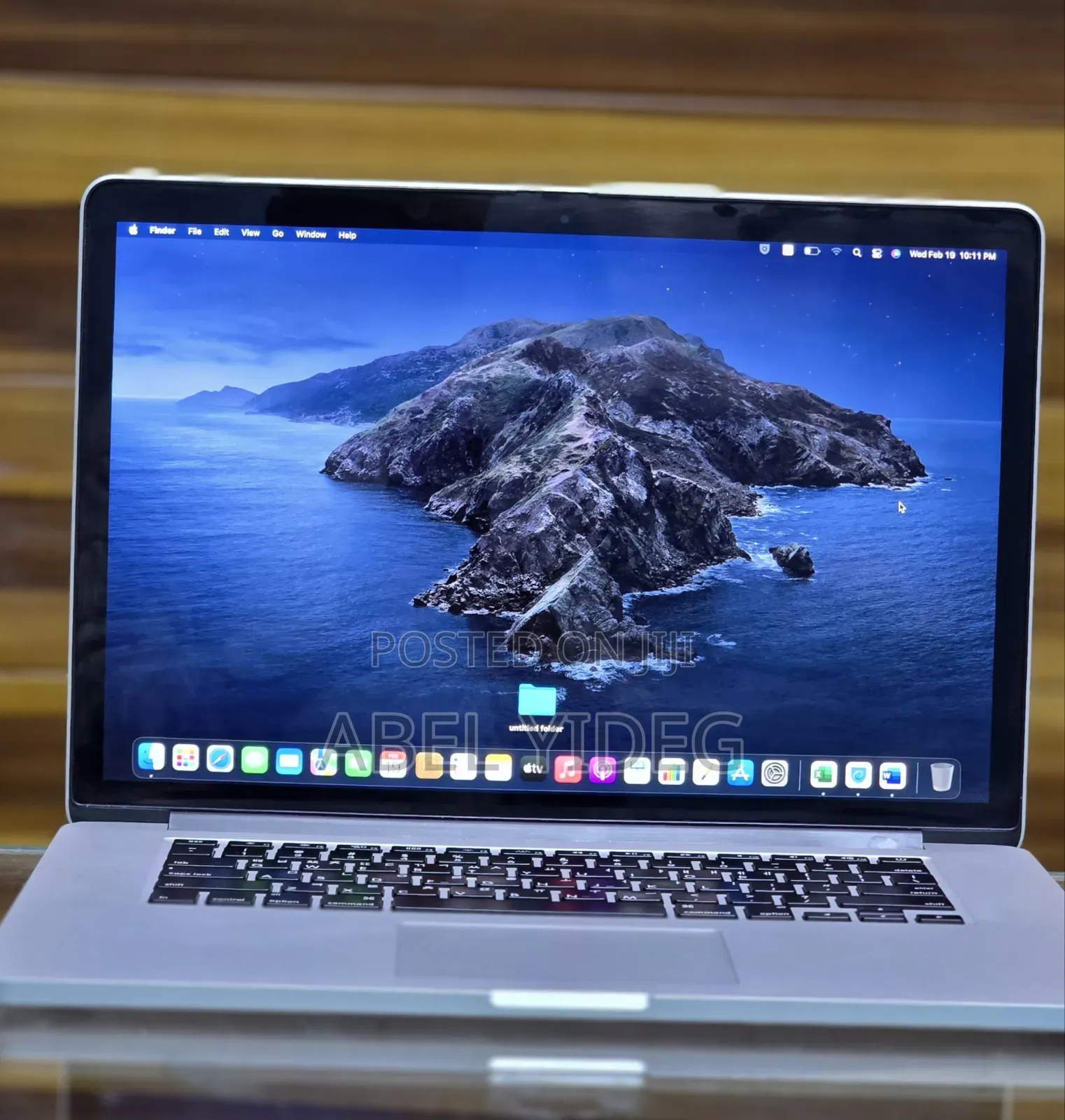 New Laptop Apple MacBook Pro 2015 16GB Intel Core I7 SSD 512GB