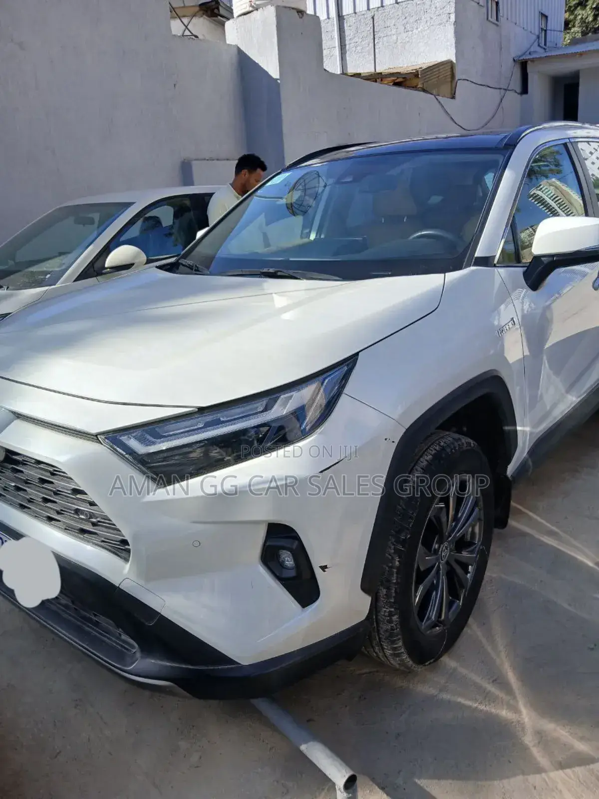 Toyota RAV4 2022 White