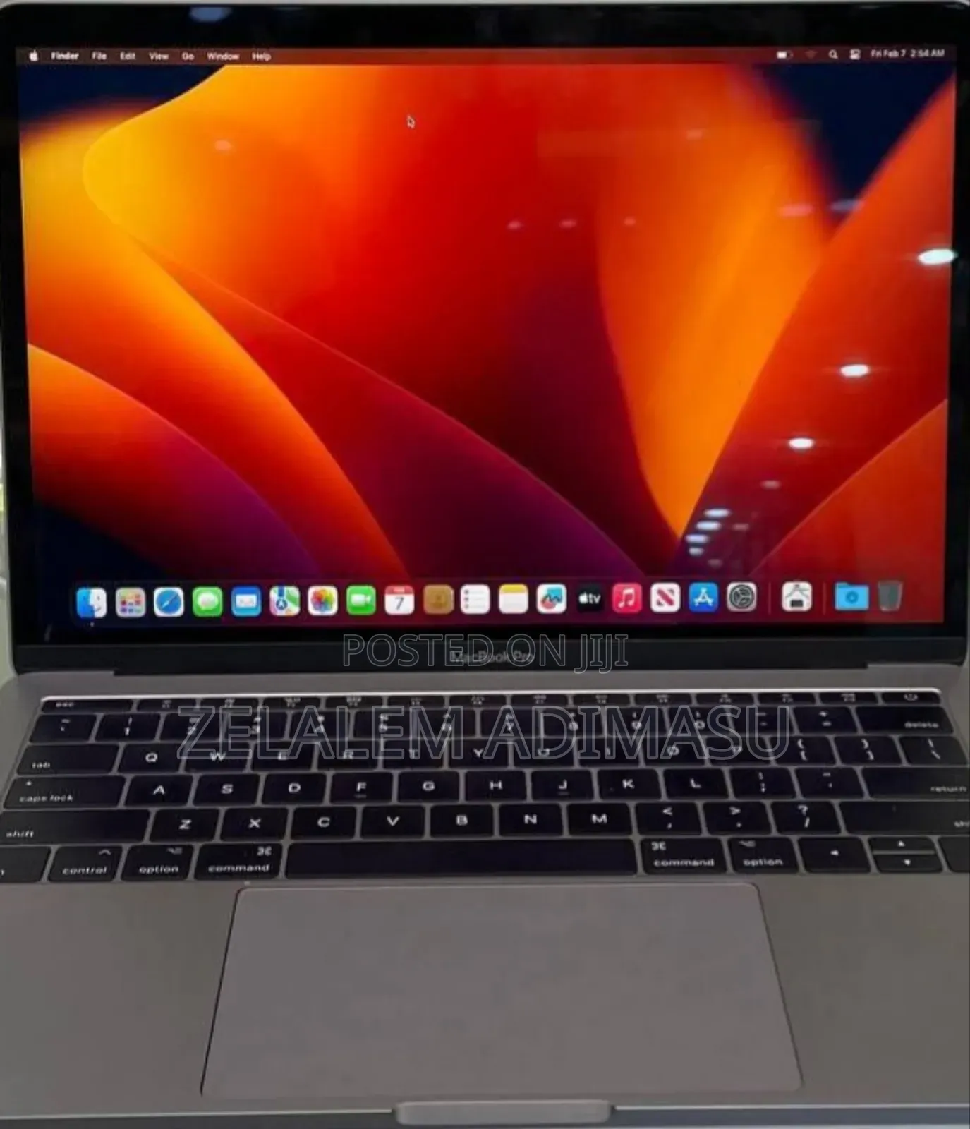 New Laptop Apple MacBook Pro 2015 8GB Intel Core I5 SSD 512GB