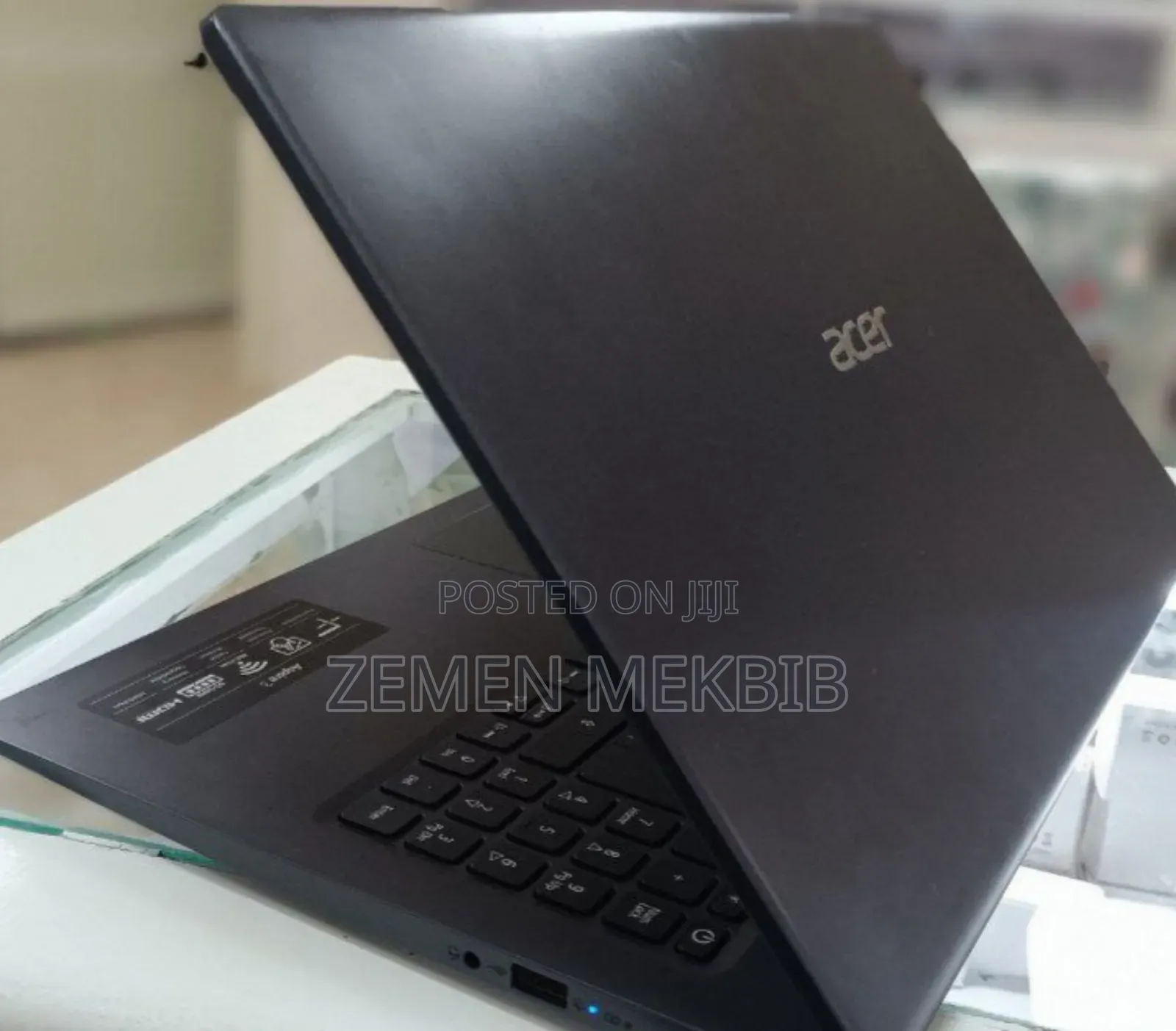 New Laptop Acer Aspire 3 4GB AMD Ryzen 3 SSD 256GB