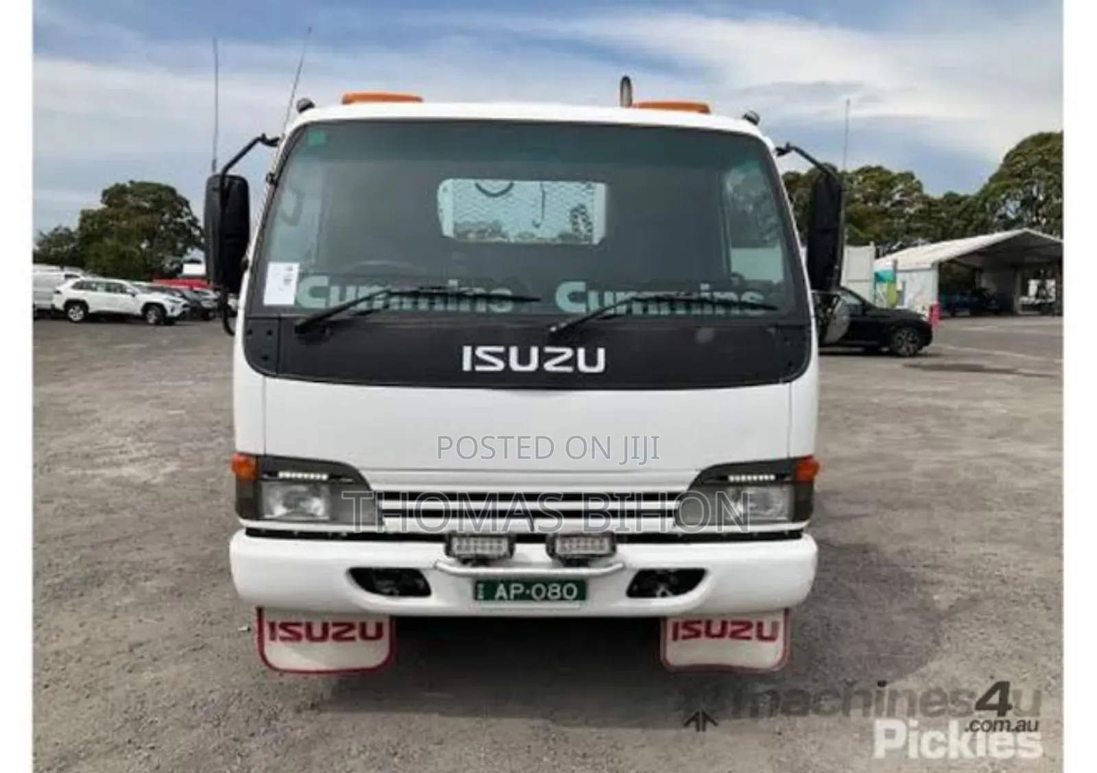 Isuzu Elf Truck 1998 Off White