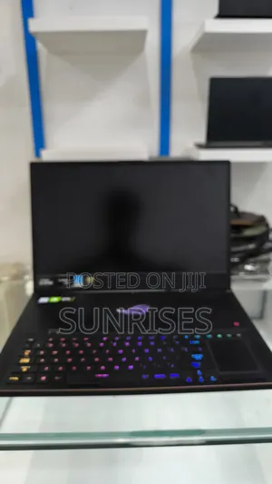 New Laptop Asus ROG Zephyrus G16 16GB Intel Core I7 SSD 1T