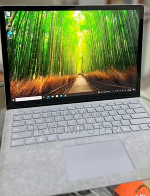 New Laptop Microsoft Surface 8GB Intel Core I5 SSD 256GB