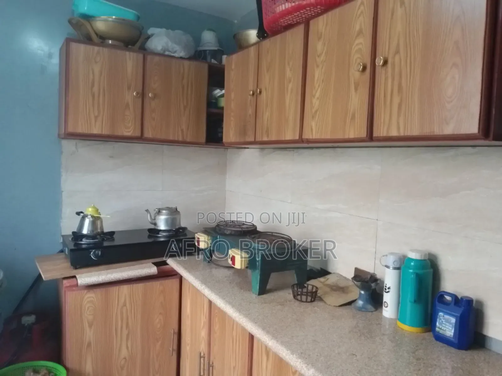 Furnished 3bdrm Condo in Koye, Akaky Kaliti for sale