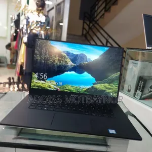 Photo - New Laptop Dell Latitude 5310 16GB Intel Core I7 SSD 512GB