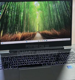 Photo - New Laptop Asus VivoBook 15 X505BA 8GB Intel Core I5 SSD 512GB