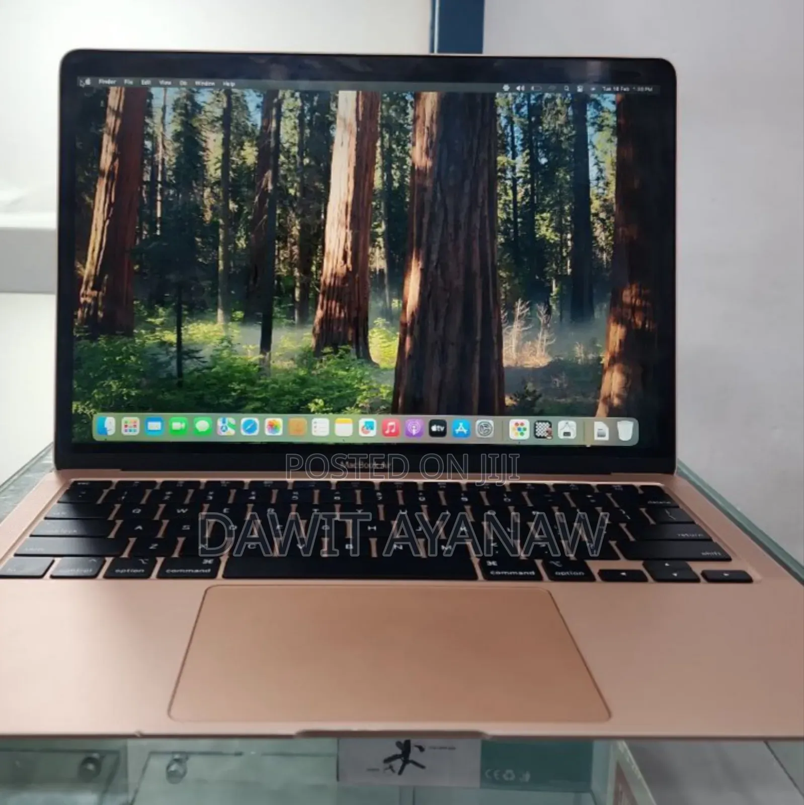 New Laptop Apple MacBook Air 2020 M1 8GB Intel Core I3 SSD 256GB