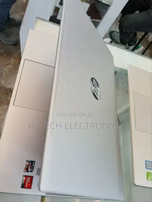 New Laptop HP Pavilion 15 8GB AMD Ryzen 5 SSD 512GB