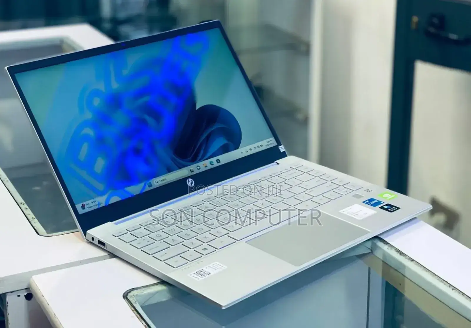 New Laptop HP Pavilion 15 16GB Intel Core I5 SSD 512GB