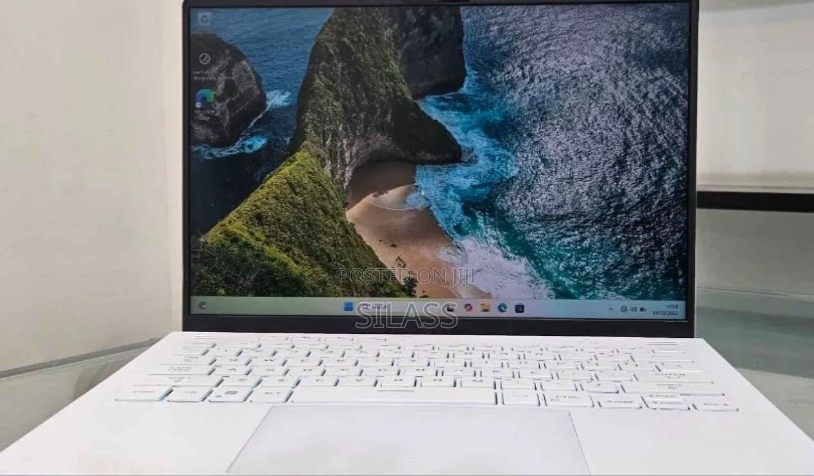 New Laptop Asus ROG Zephyrus G14 24GB AMD Ryzen 9 SSD 512GB