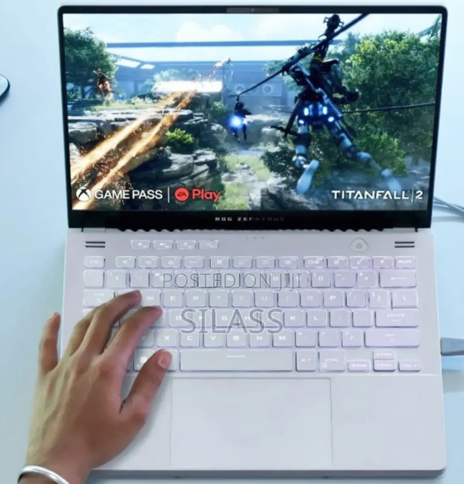 New Laptop Asus ROG Zephyrus G14 24GB AMD Ryzen 9 SSD 512GB